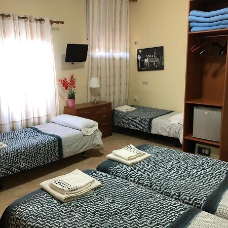Hostal Tirso Plaza Madrid Luaran gambar