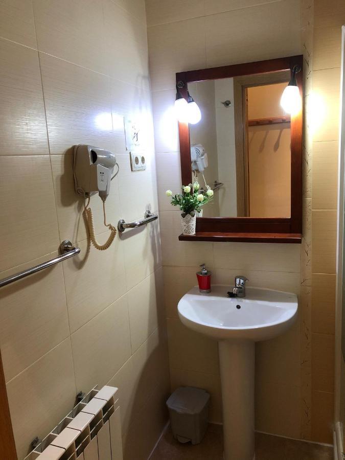 Hostal Tirso Plaza Madrid Luaran gambar